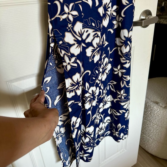 HILO HATTIE Hawaiian Maxi Sleeveless Vintage Floral Blue White Gold Dress - NWOT - Picture 3 of 5